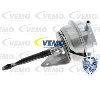 Интеркулер (охладител за въздуха на турбината) VEMO V15-60-6058 за AUDI A3 (8V1, 8VK) от 2012
