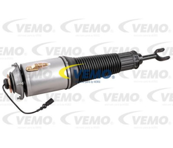 Интеркулер (охладител за въздуха на турбината) VEMO V10-60-0003 за AUDI A4 Avant (8ED, B7) от 2004 до 2008