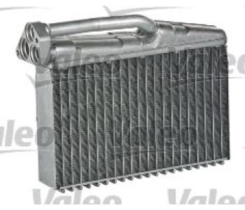 Топлообменник, отопление на вътрешното пространство VALEO 715305 за BMW X5 (E53) от 2000 до 2003