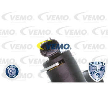 Кондензатор, климатизация VEMO V33-62-0004 за CHRYSLER VOYAGER (RG, RS) от 1999 до 2008