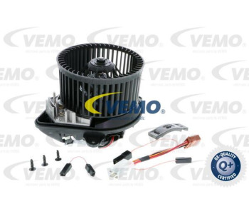 Интеркулер (охладител за въздуха на турбината) VEMO V22-60-0009 за PEUGEOT PARTNER Tepee пътнически от 2008