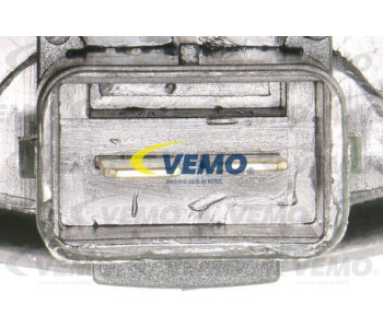 Радиатор, охлаждане на двигателя VEMO V25-60-0021 за FORD MONDEO III (B4Y) седан от 2000 до 2007