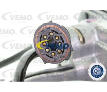 Кондензатор, климатизация VEMO V32-62-0019 за MAZDA 6 (GY) комби от 2002 до 2007