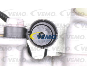 Топлообменник, отопление на вътрешното пространство VEMO V30-61-0011 за MERCEDES CL (W215) от 1999 до 2006