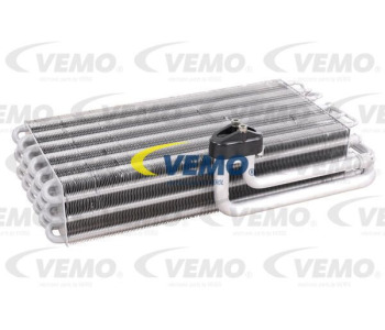 Кондензатор, климатизация VEMO V46-62-0013 за RENAULT SAFRANE I (B54_) от 1992 до 1997