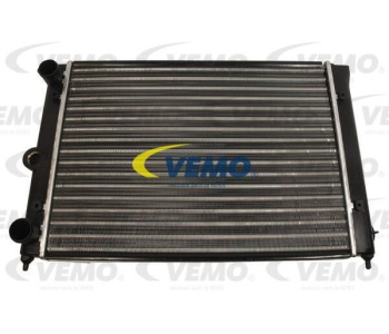 Кондензатор, климатизация VEMO V15-62-1008 за VOLKSWAGEN TRANSPORTER IV (70XB, 70XC, 7DB, 7DW, 7DK) пътнически от 1990 до 2003