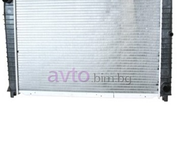 Воден радиатор размер 590/420/32 за VOLVO 940 I (944) от 1990 до 1995