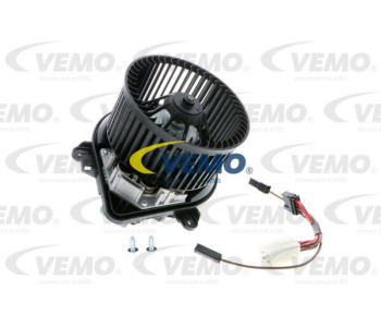 Интеркулер (охладител за въздуха на турбината) VEMO V22-60-0006 за PEUGEOT 307 (3A/C) хечбек от 2000 до 2008