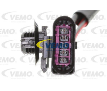 Интеркулер (охладител за въздуха на турбината) VEMO V46-60-0009 за DACIA DUSTER (HM_) от 2018