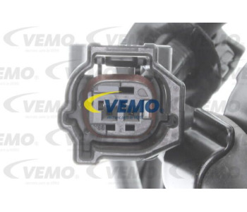 Кондензатор, климатизация VEMO V95-62-0001 за VOLVO V70 I (LV) комби от 1995 до 2000